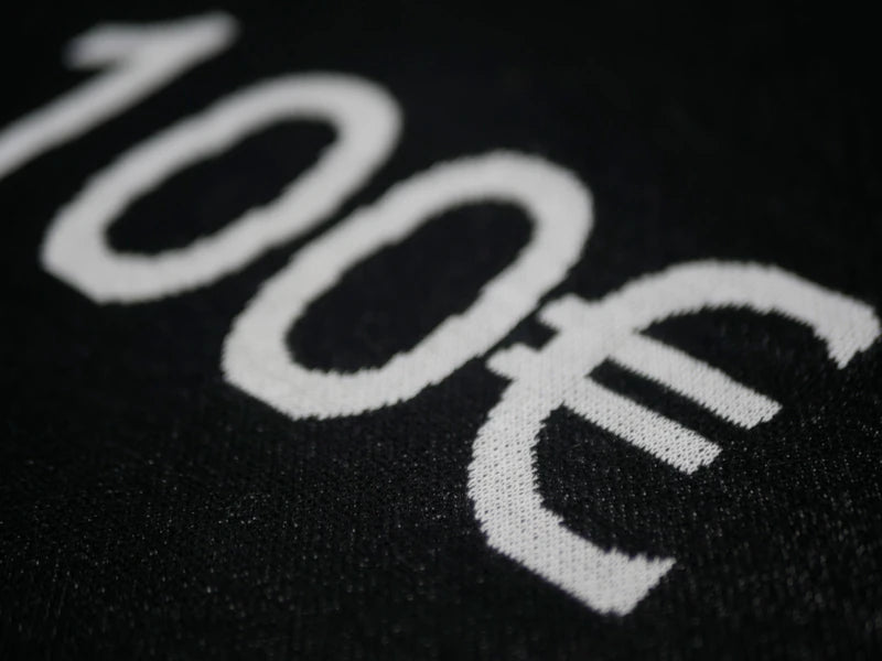 100€ Sweater